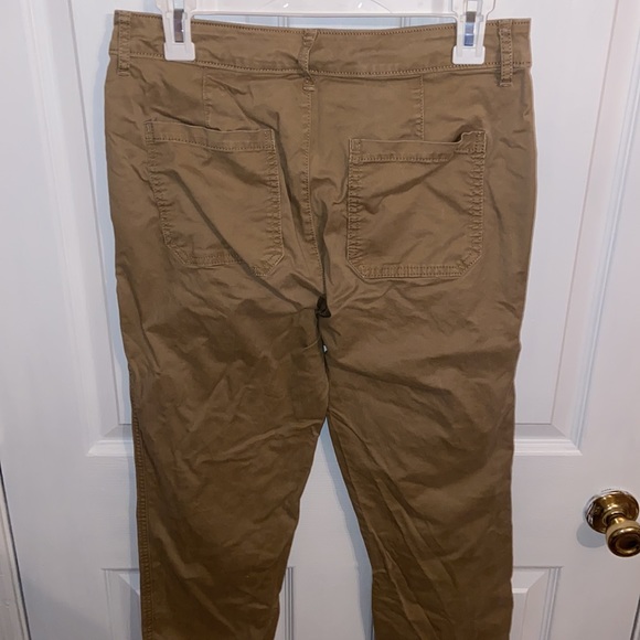 Khaki pants - Picture 3 of 4